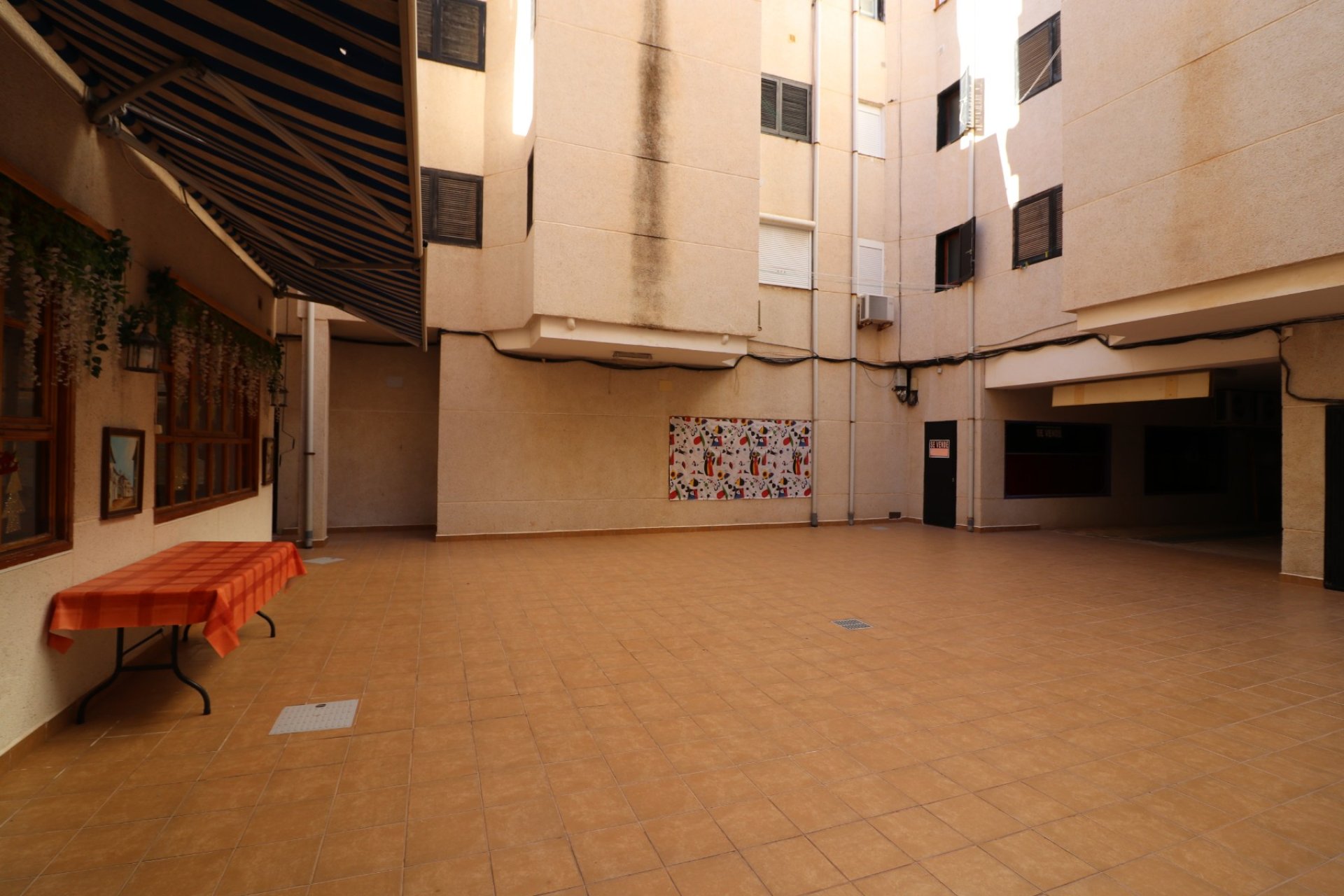 Andrahand - Lokal - Torrevieja - Lomas del Mar