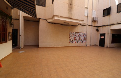 Commercial - Second hand - Torrevieja - Lomas del Mar