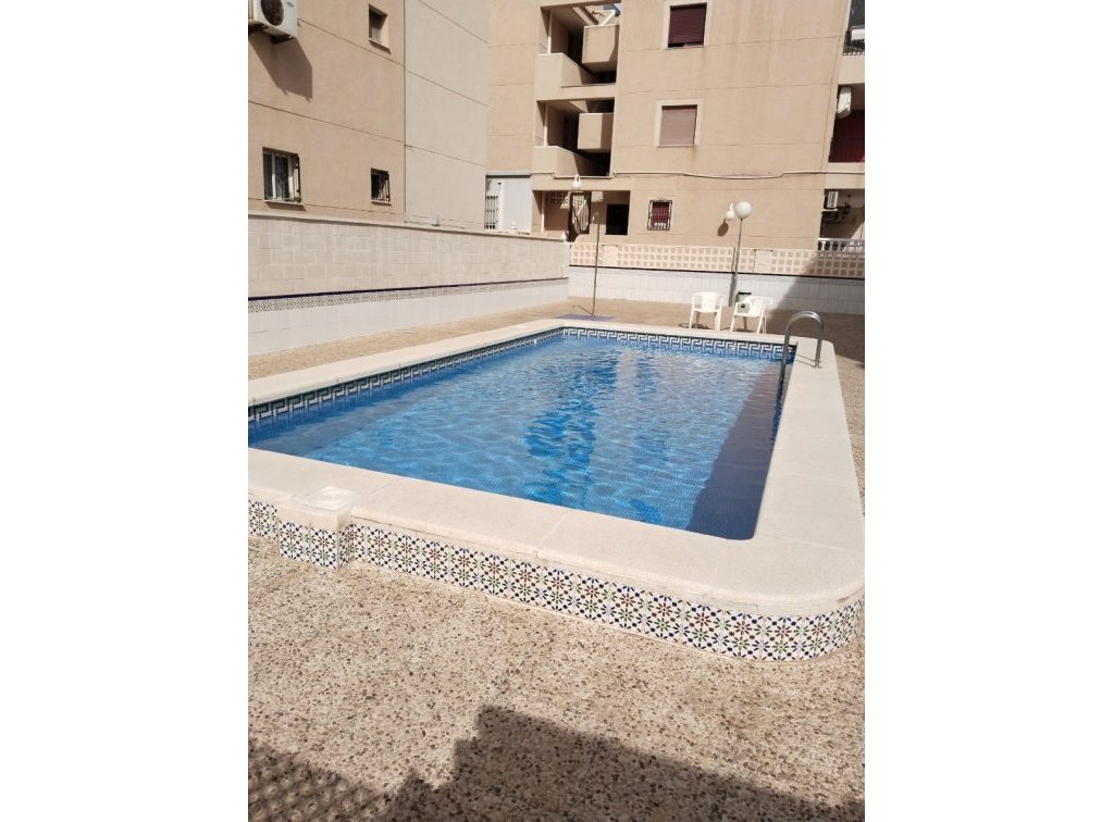 Second hand - Apartment / Flat - Torrevieja - La Mata