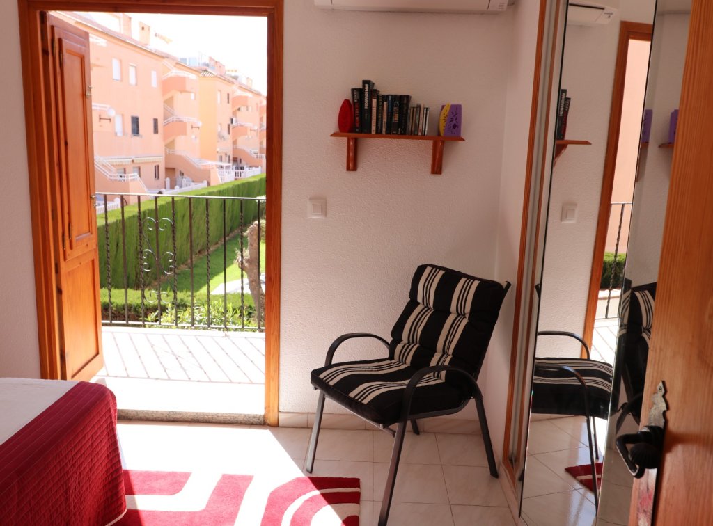 Second hand - Apartment / Flat - Torrevieja - Torreblanca