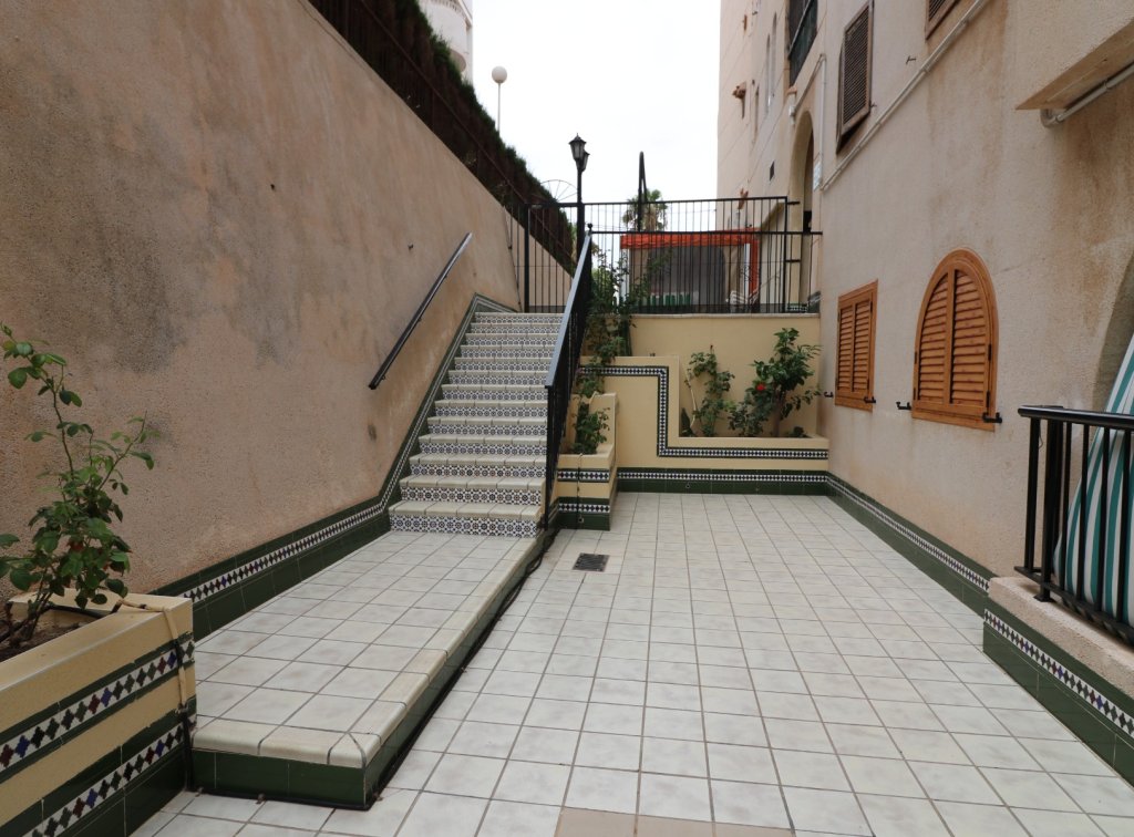 Second hand - Apartment / Flat - Torrevieja - Torreblanca