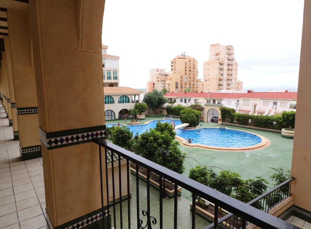 Second hand - Apartment / Flat - Torrevieja - Torreblanca
