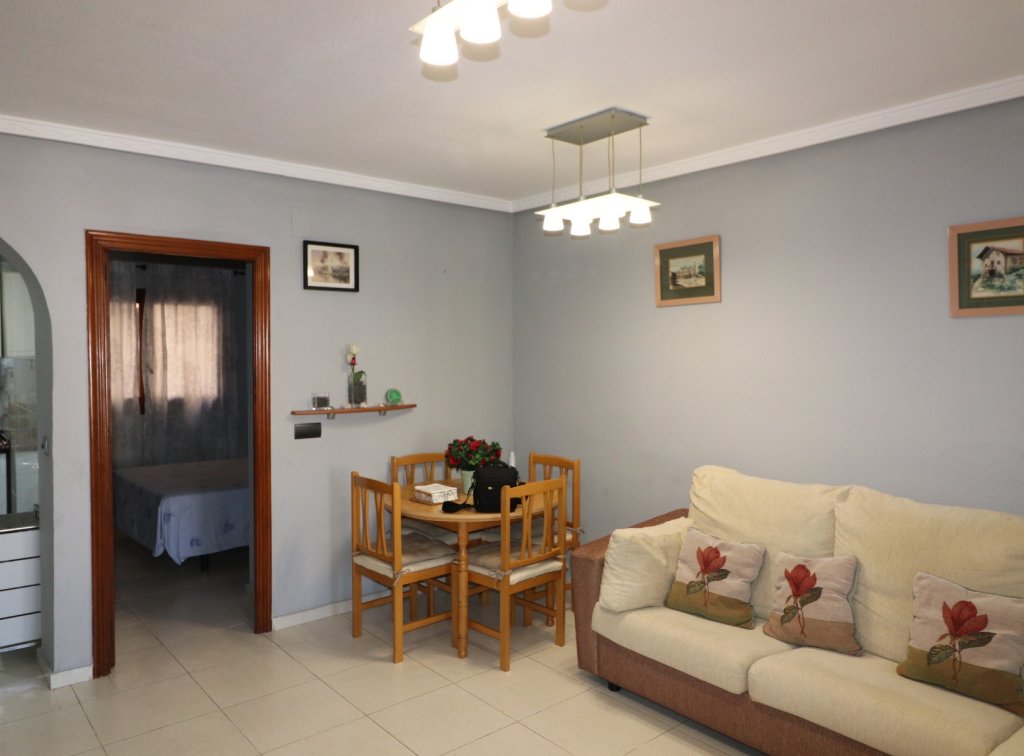 Second hand - Apartment / Flat - Torrevieja - Torreblanca