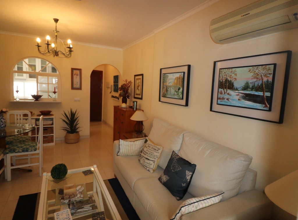 Second hand - Apartment / Flat - Torrevieja - Torreblanca