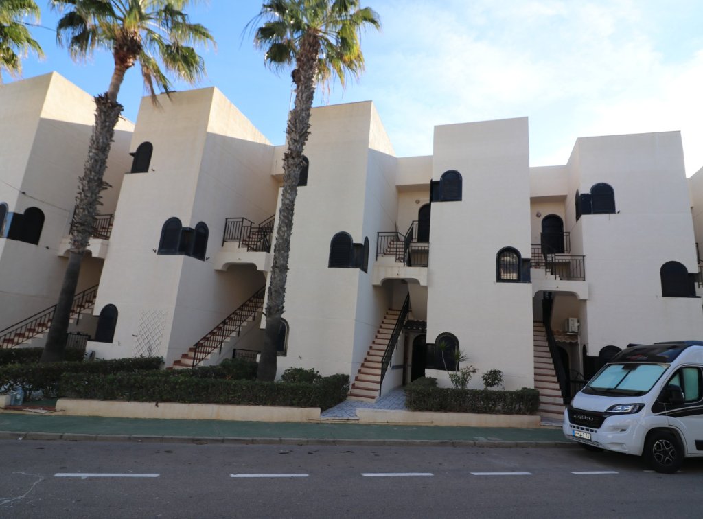 Second hand - Apartment / Flat - Torrevieja - Torreblanca