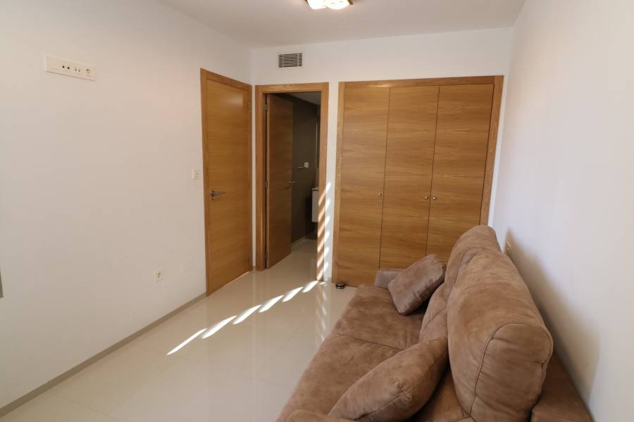 Second hand - Apartment / Flat - Torrevieja - Aguas Nuevas
