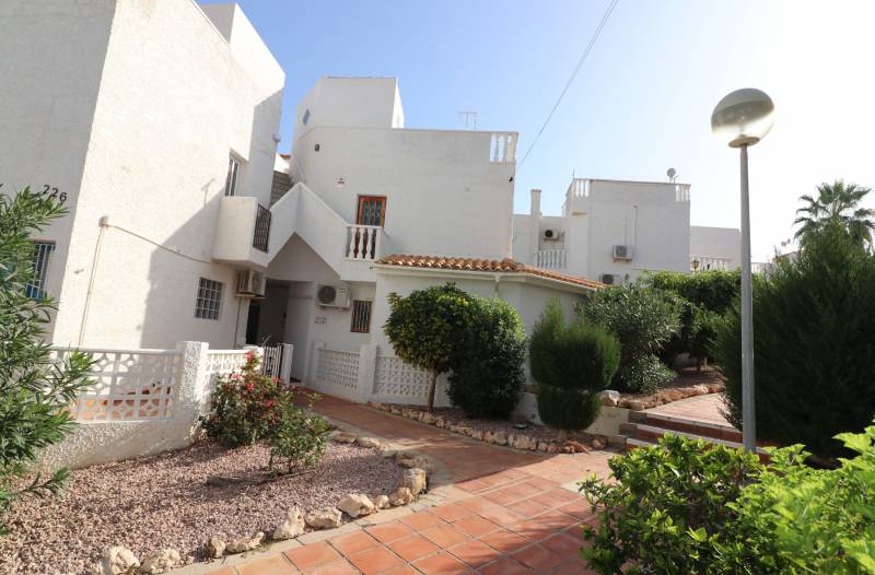 Townhouse - Second hand - Torrevieja - Lomas del Mar