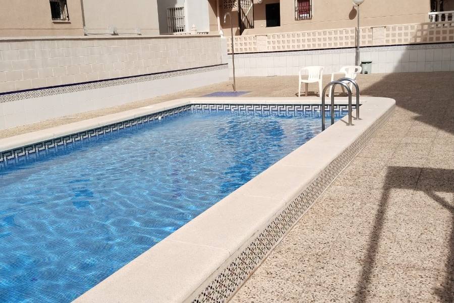 Second hand - Apartment / Flat - Torrevieja - La Mata