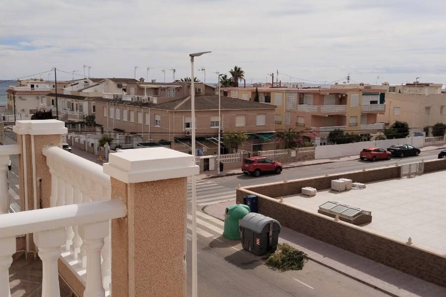 Second hand - Apartment / Flat - Torrevieja - La Mata