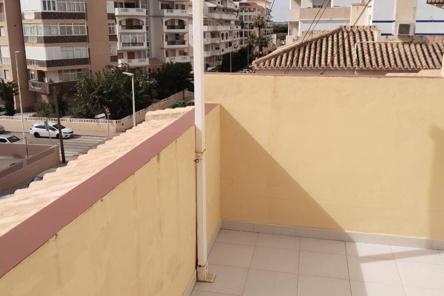 Second hand - Apartment / Flat - Torrevieja - La Mata